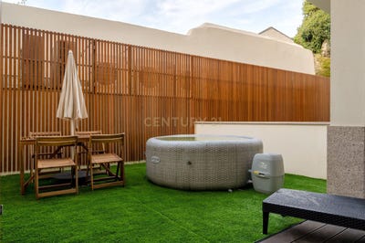 /international/pt/r-de-cimo-de-vila-23-25-piso-1-esq-ilha-terceira-azores-310104510924/
