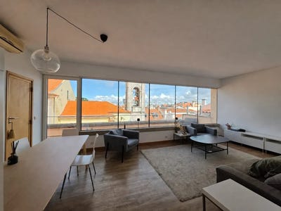/international/pt/rua-serpa-pinto-santa-maria-maior-lisbon-310108044525/