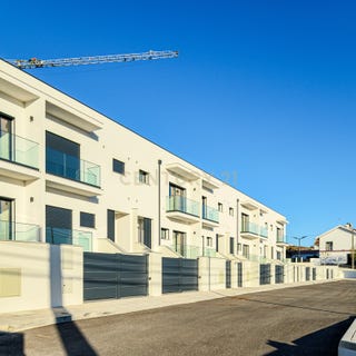 /international/pt/rua-da-ameixoeira-aveiras-de-cima-lisbon-310100667076/