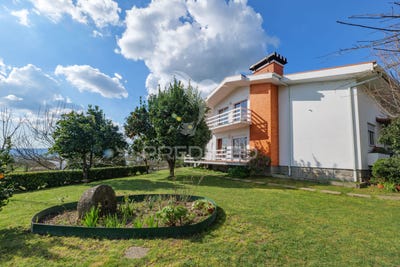 /international/pt/arnoso-santa-maria-e-santa-eulalia-e-sezures-vila-nova-de-famalicao-braga-310098202088/