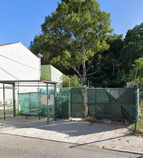 /international/pt/r-b-ao-bairro-da-liberdade-100-lisbon-portugal-campolide-lisbon-310102953789/