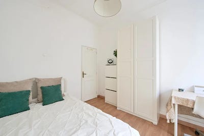 /international/pt/rua-carvalho-araujo-lisbon-lisbon-310093859912/