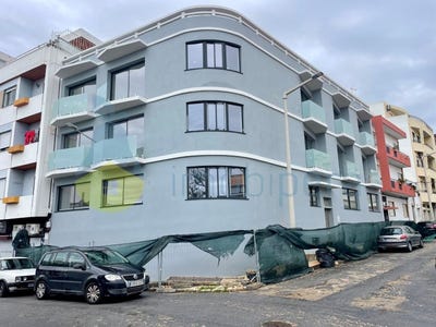 /international/pt/faro-se-e-sao-pedro-algarve-310103766049/