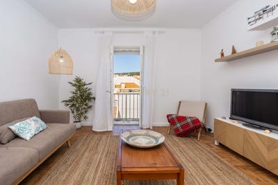 /international/pt/r-leao-d-oliveira-6-sesimbra-portugal-sesimbra-santiago-setubal-municipality-310108938885/