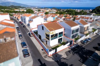 /international/pt/ponta-delgada-azores-310108157771/