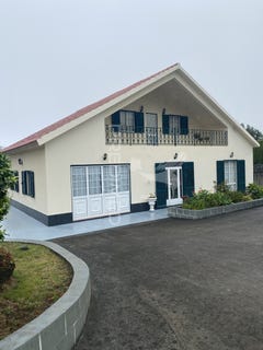 /international/pt/urzelina-sao-mateus-velas-azores-310100601351/