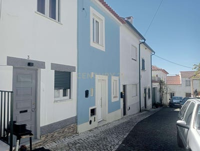 /international/pt/r-luis-de-camoes-5-torres-novas-sao-pedro-santarem-310107521868/