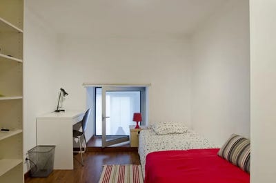 /international/pt/rua-cidade-de-manchester-lisbon-lisbon-310093836118/