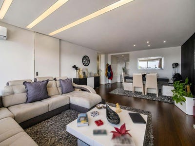 /international/pt/r-boaventura-silva-de-viterbo-270-4440-584-valongo-portugal-valongo-braganca-310108864467/?lang=it