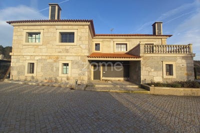 /international/pt/fornos-de-algodres-guarda-310102039455/