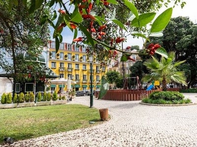 /international/pt/avenida-da-liberdade-corao-de-jesus-lisboa-lisbon-310105762430/