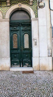 /international/pt/rua-jose-estevao-arroios-lisbon-310103637000/