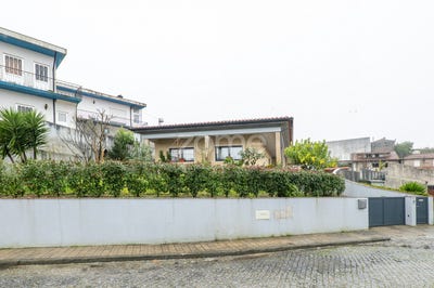 /international/pt/paredes-porto-310108669339/