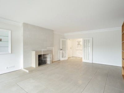 /international/pt/cascais-e-estoril-lisbon-310105893176/