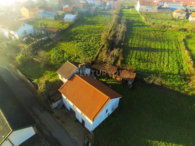 /international/pt/rua-do-pomar-penhas-juntas-braganca-310094781367/