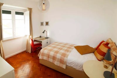/international/pt/rua-leite-de-vasconcelos-lisbon-lisbon-310093853951/?lang=zh-cn