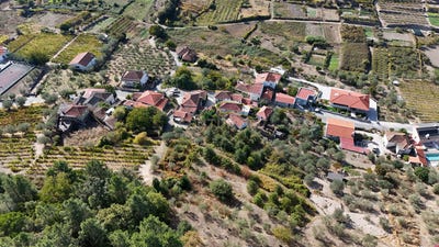 /international/pt/avenida-das-quintaes-200-5100-879-quintas-portugal-varzea-de-abrunhais-viseu-310108403530/