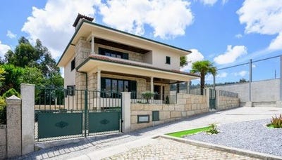 /international/pt/castelo-da-maia-porto-310104805758/