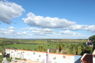 /international/pt/monte-dos-barracoes-bicos-beja-310107180761/