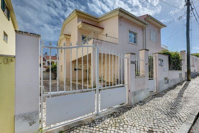 /international/pt/sao-domingos-de-rana-lisbon-310100435885/