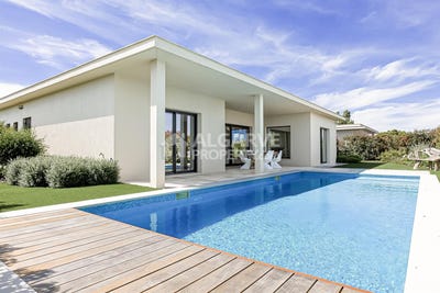 /international/pt/montenegro-faro-310108596298/