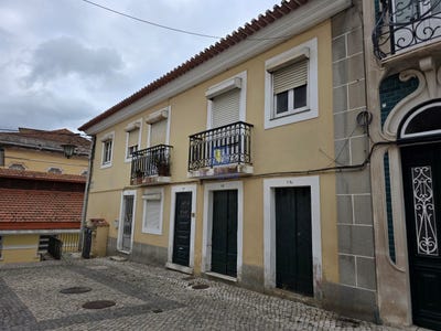 /international/pt/caldas-da-rainha-nossa-senhora-do-populo-leiria-310103445512/