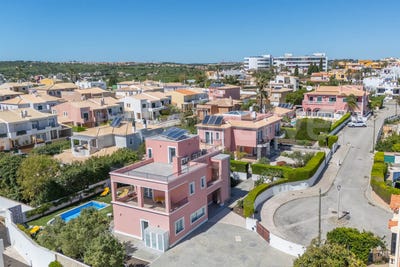 /international/pt/lagos-faro-310108602948/