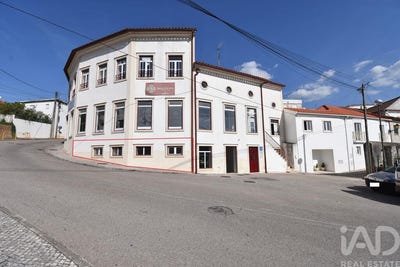 /international/pt/coimbra-lisbon-310104617490/