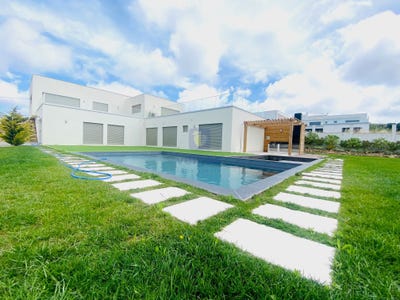 /international/pt/atouguia-da-baleia-leiria-310100573628/