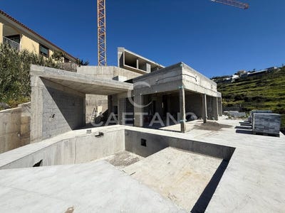 /international/pt/estreito-da-calheta-madeira-310108514507/