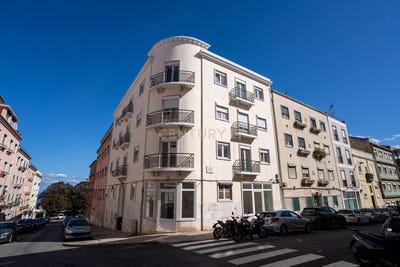 /international/pt/rua-dom-domingos-jardo-lisboa-portugal-penha-de-franca-lisbon-310108400567/