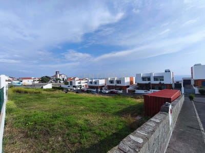 /international/pt/rua-nossa-senhora-das-neves-18-relva-portugal-ilha-de-sao-miguel-azores-310108372273/