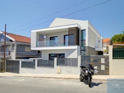 /international/pt/cascais-lisbon-310108972645/?lang=th