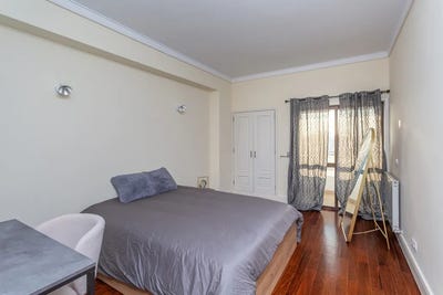 /international/pt/rua-jorge-castilho-lisbon-lisbon-310093840971/