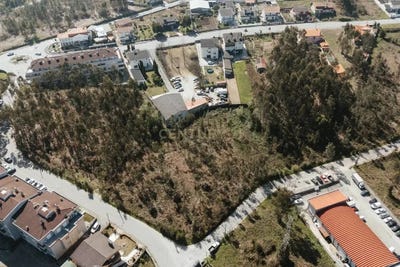 /international/pt/rua-santo-antonio-1031-lobao-portugal-giao-porto-310107902186/