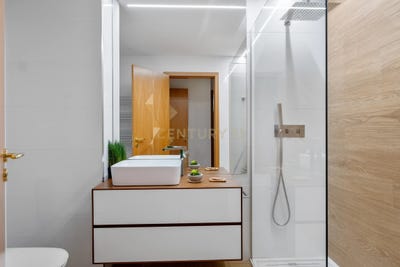/international/pt/avenida-pedro-alvares-cabral-8-setubal-portugal-setubal-sao-sebastiao-setubal-municipality-310108401155/