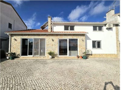 /international/pt/obidos-santa-maria-leiria-310104632364/