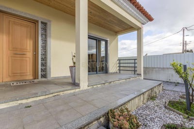 /international/pt/amora-setubal-municipality-310101352817/?lang=id