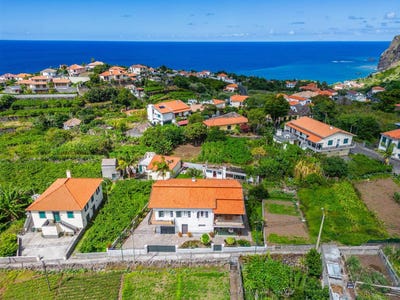 /international/pt/ponta-delgada-madeira-310103154527/