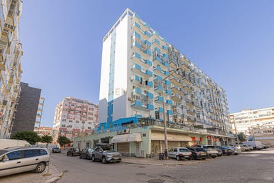 /international/pt/rua-antonio-correia-10-2-d-costa-da-caparica-setubal-municipality-310108921804/