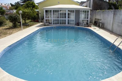 /international/pt/rua-serra-do-acor-sesimbra-castelo-setubal-municipality-310108757234/