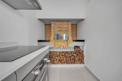 /international/pt/estr-fonte-santo-antonio-14-9200-111-machico-portugal-machico-madeira-310101078187/?lang=en