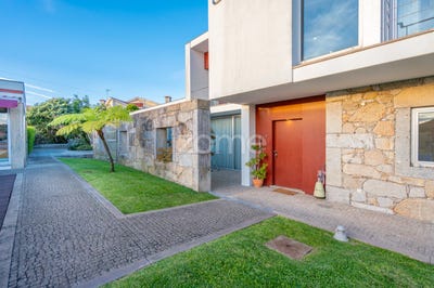 /international/pt/esposende-braga-310107469085/?lang=es