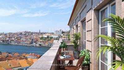 /international/pt/santa-marinha-e-sao-pedro-da-afurada-porto-120086459100/