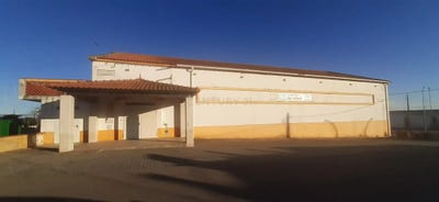 /international/pt/rua-dos-combatentes-antigo-celeiro-da-epac-cabeco-de-vide-portalegre-310106625992/