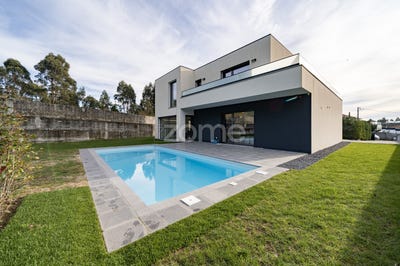 /international/pt/esposende-braga-310096927080/