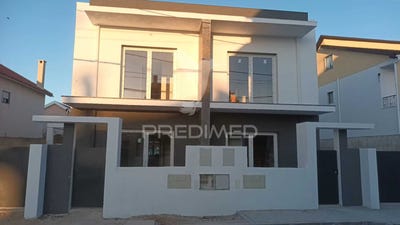 /international/pt/fernao-ferro-seixal-setubal-municipality-310101415171/?lang=id