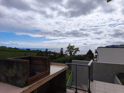/international/pt/rua-dona-rua-dom-adelaide-cabral-amaral-71-lomba-do-alcaide-portugal-ilha-de-sao-miguel-azores-310107524377/
