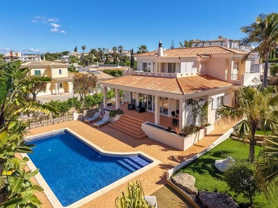 /international/pt/ferragudo-evora-310107949902/
