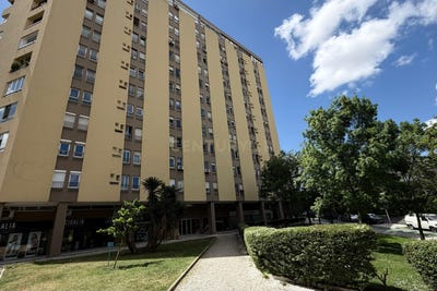 /international/pt/avenida-alvaro-pais-lisbon-portugal-avenidas-novas-lisbon-310107902480/